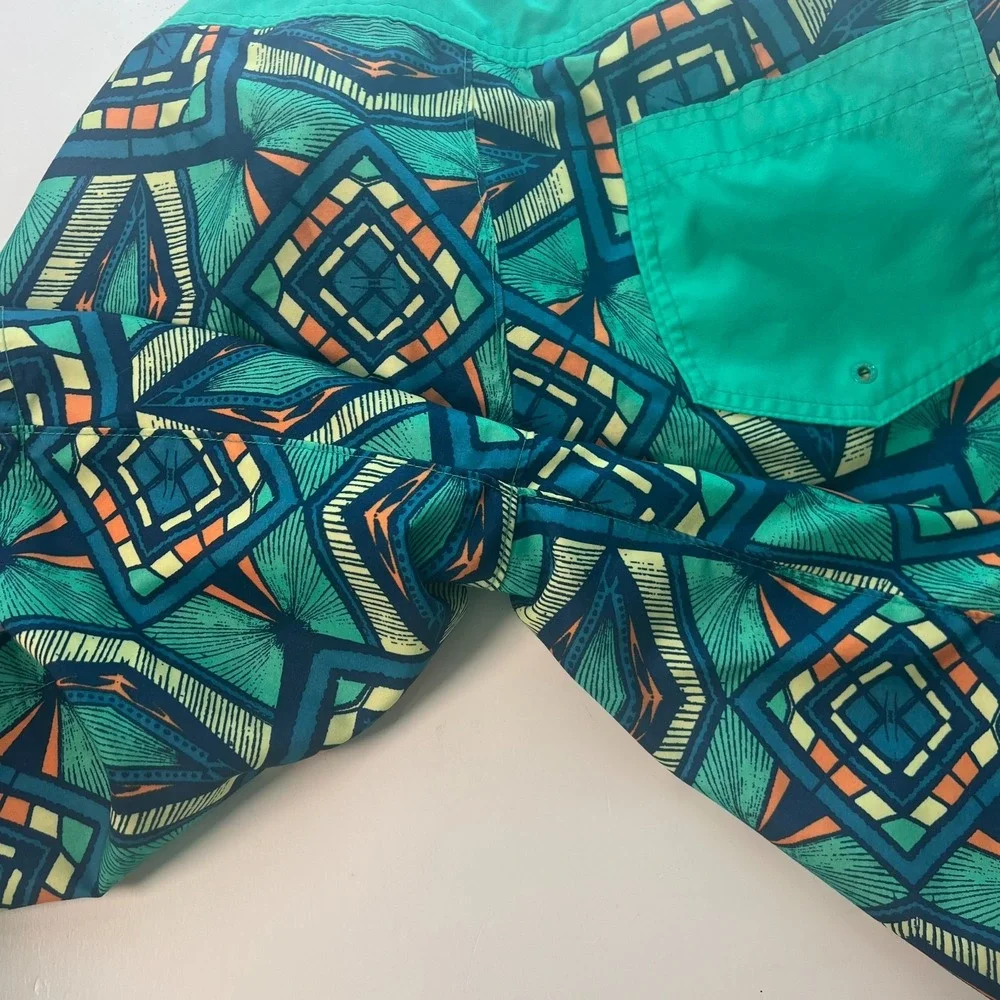 Hollister Mens Swim Shorts Sz 32 Multicolor Geometric Print Boardshorts W34 L8.5